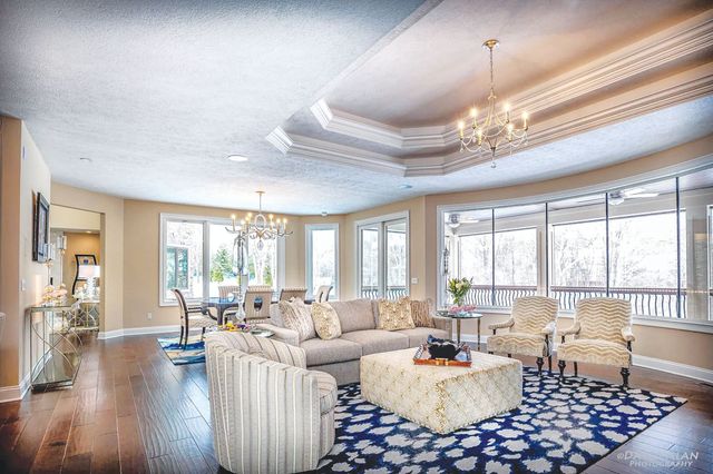 Mimi Vanderhaven | Northeast Ohio's largest publication dedicated